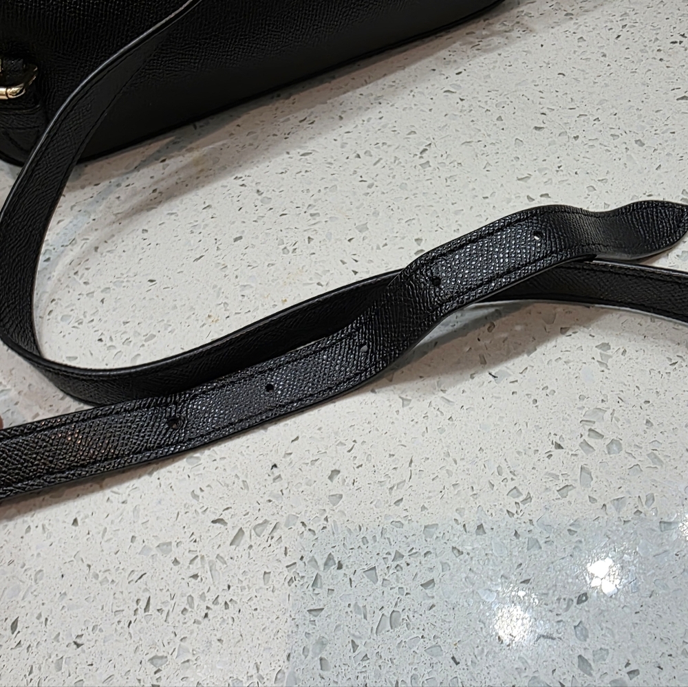 Coach Jordyn Black Leather And Signature "C" Colorblock Backpack - Like New! - Picture 4 of 13